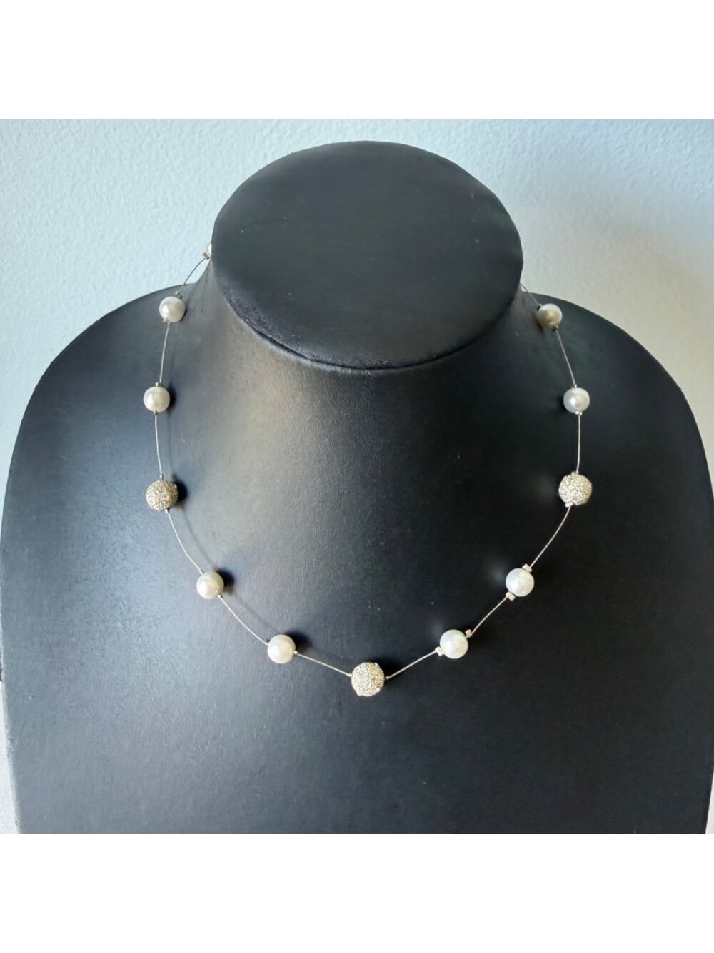 Avon Faux Pearl & Rhinestone Necklace 18" Silver Tone Elegant Jewelry
